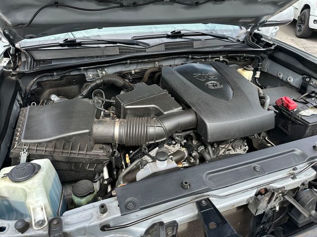 2018 Toyota Tacoma TRD Sport Double Cab 5' Bed V6 4x2 Automatic - 22950225 - 19