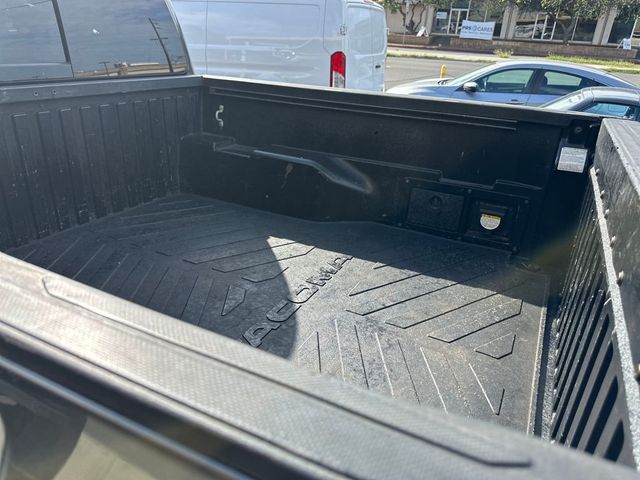 2018 Toyota Tacoma TRD Sport Double Cab 5' Bed V6 4x2 Automatic - 22968306 - 19