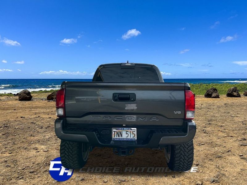 2018 Toyota Tacoma TRD Sport Double Cab 5' Bed V6 4x2 Automatic - 22968306 - 5