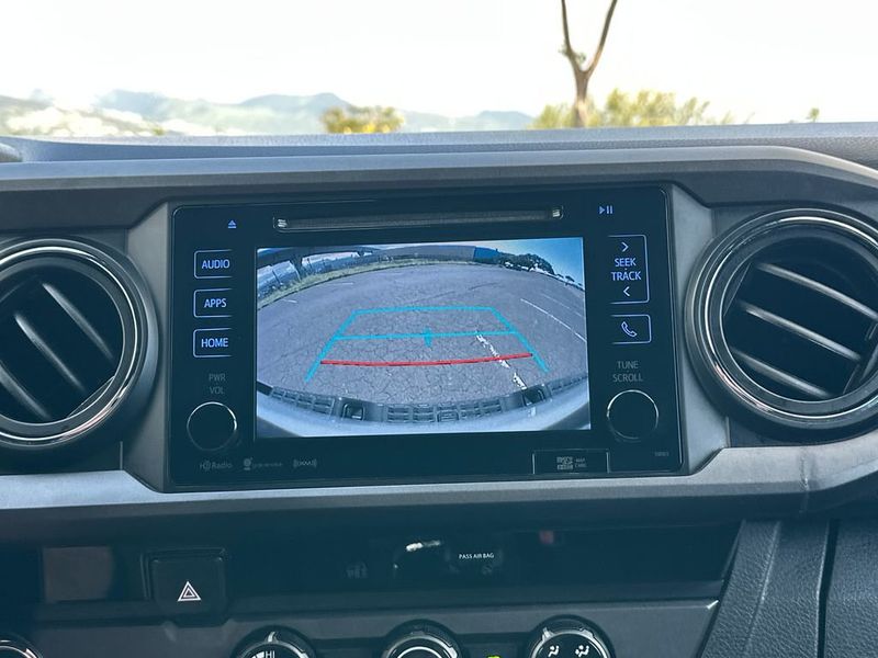 2018 Toyota Tacoma TRD Sport Double Cab 5' Bed V6 4x2 Automatic - 23023336 - 16