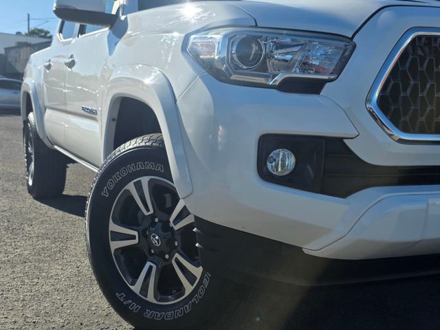2018 Toyota Tacoma TRD Sport Double Cab 5' Bed V6 4x2 Automatic - 22971867 - 2