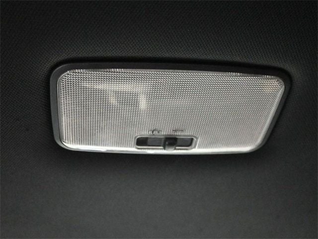 2018 Toyota Tacoma TRD Sport Double Cab 5' Bed V6 4x2 Automatic - 22948539 - 10