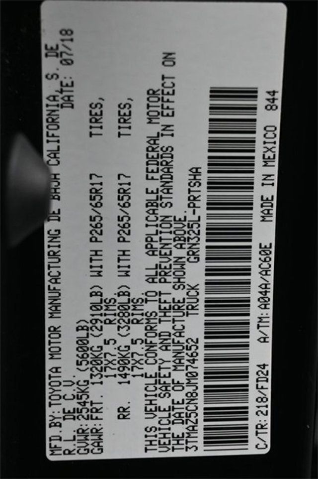 2018 Toyota Tacoma TRD Sport Double Cab 5' Bed V6 4x2 Automatic - 22951706 - 3