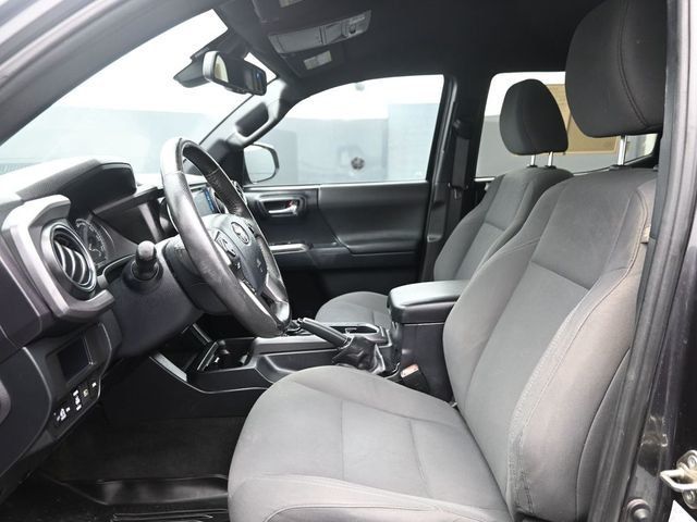 2018 Toyota Tacoma TRD Sport Double Cab 5' Bed V6 4x2 Automatic - 22954216 - 11