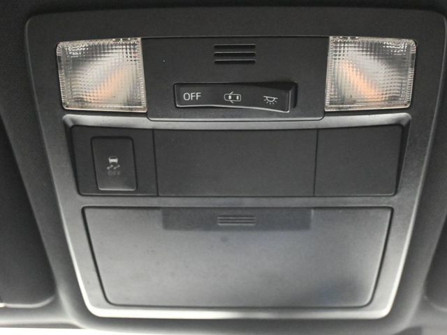 2018 Toyota Tacoma TRD Sport Double Cab 5' Bed V6 4x2 Automatic - 22954216 - 17