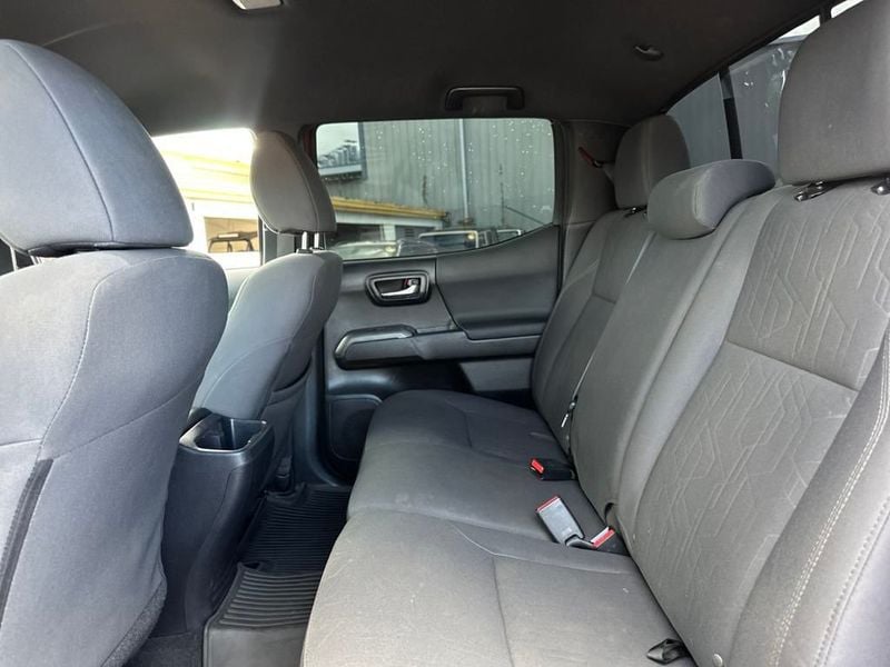 2018 Toyota Tacoma TRD Sport Double Cab 5' Bed V6 4x4 Automatic - 22936312 - 13