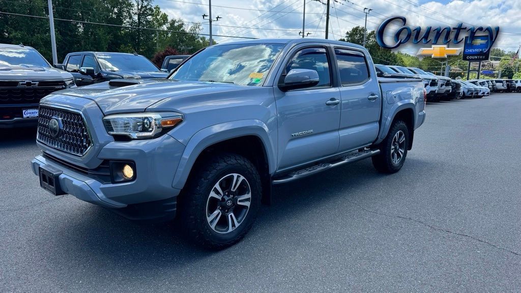 2018 Toyota Tacoma TRD Sport Double Cab 5' Bed V6 4x4 Automatic - 23040768 - 0