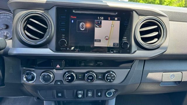 2018 Toyota Tacoma TRD Sport Double Cab 5' Bed V6 4x4 Automatic - 23040768 - 12