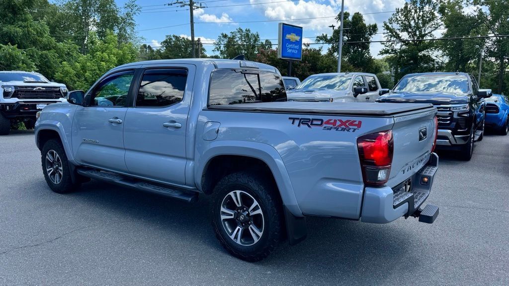 2018 Toyota Tacoma TRD Sport Double Cab 5' Bed V6 4x4 Automatic - 23040768 - 2