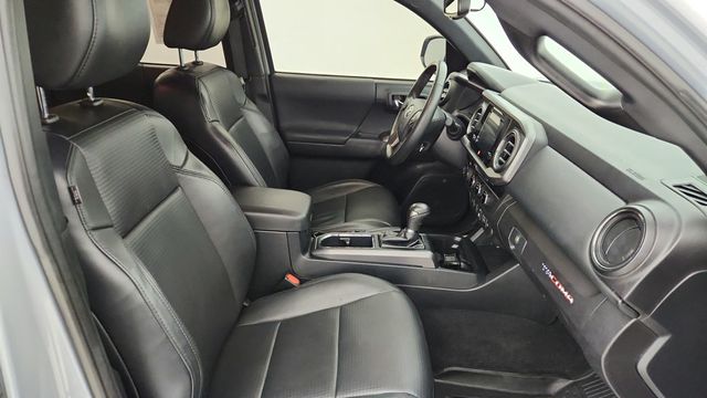 2018 Toyota Tacoma TRD Sport Double Cab 5' Bed V6 4x4 Automatic - 22943207 - 22