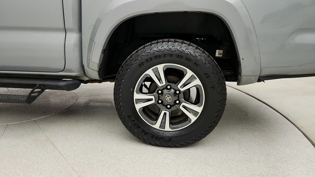 2018 Toyota Tacoma TRD Sport Double Cab 5' Bed V6 4x4 Automatic - 22943207 - 8