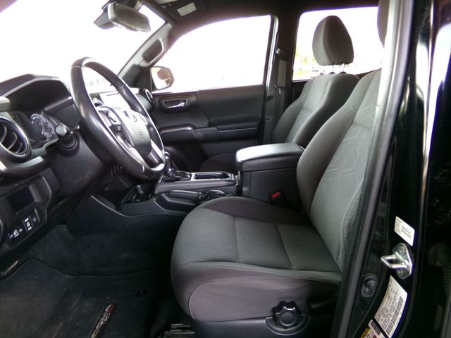 2018 Toyota Tacoma TRD Sport Double Cab 5' Bed V6 4x4 Automatic - 23009516 - 9