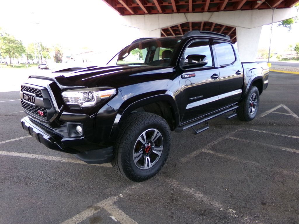 2018 Toyota Tacoma TRD Sport Double Cab 5' Bed V6 4x4 Automatic - 23009516 - 1