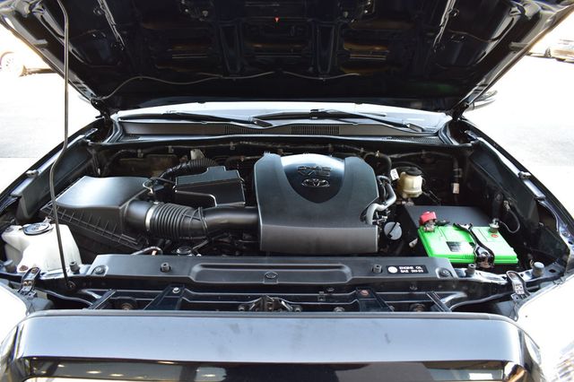 2018 Toyota Tacoma TRD Sport Double Cab 6' Bed V6 4x4 Automatic - 23035821 - 11