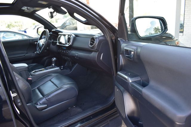 2018 Toyota Tacoma TRD Sport Double Cab 6' Bed V6 4x4 Automatic - 23035821 - 17