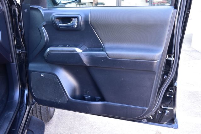2018 Toyota Tacoma TRD Sport Double Cab 6' Bed V6 4x4 Automatic - 23035821 - 45