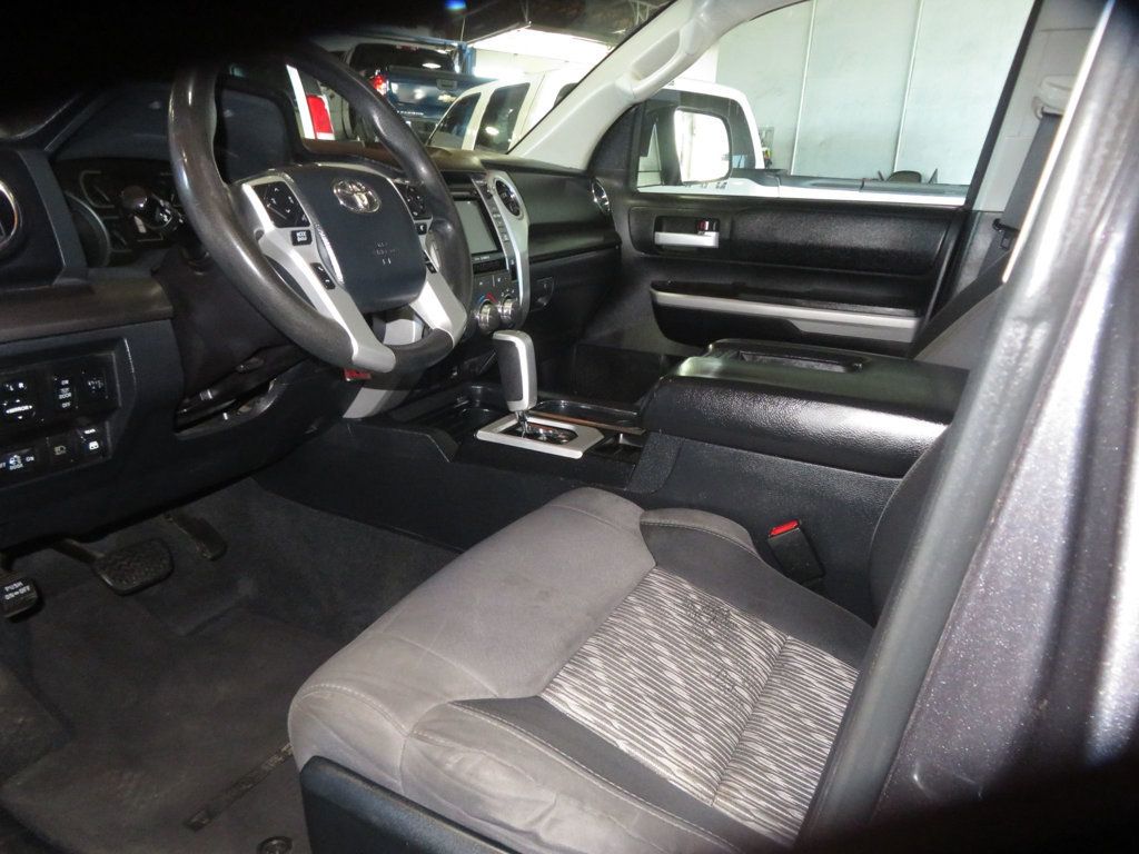 2018 Toyota Tundra 1OWNER CREWMAX SR5 4X4 ARIZONA TRUCK EXTRA CLEAN - 22935915 - 21