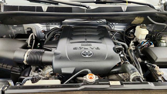 2018 Toyota Tundra 4WD Limited CrewMax 5.5' Bed 5.7L - 23010076 - 27