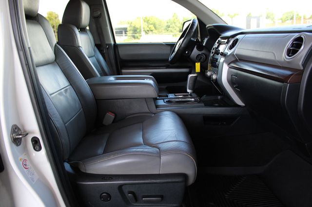 2018 Toyota Tundra 4WD Limited Double Cab 6.5' Bed 5.7L FFV - 23058675 - 11