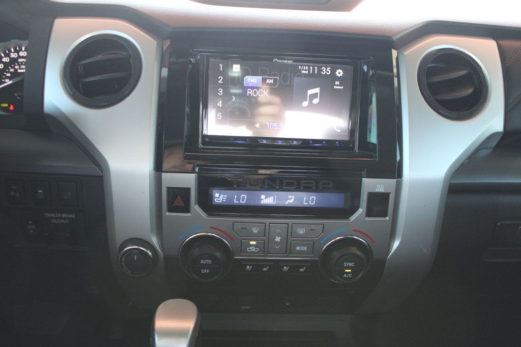 2018 Toyota Tundra 4WD Platinum CrewMax 5.5' Bed 5.7L FFV - 23081769 - 10