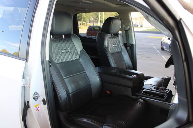 2018 Toyota Tundra 4WD Platinum CrewMax 5.5' Bed 5.7L FFV - 23081769 - 16