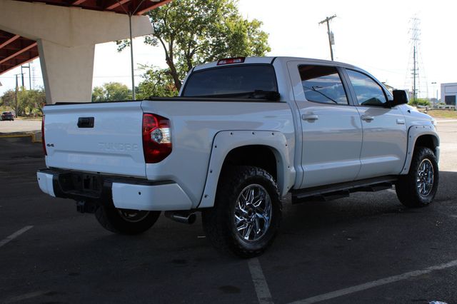 2018 Toyota Tundra 4WD Platinum CrewMax 5.5' Bed 5.7L FFV - 23081769 - 5