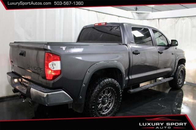 2018 Toyota Tundra 4WD SR5 CrewMax 5.5' Bed 5.7L - 22645149 - 13