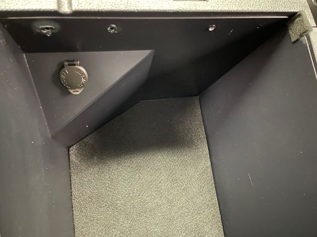 2018 Toyota Tundra 4WD SR5 CrewMax 5.5' Bed 5.7L - 22981517 - 28