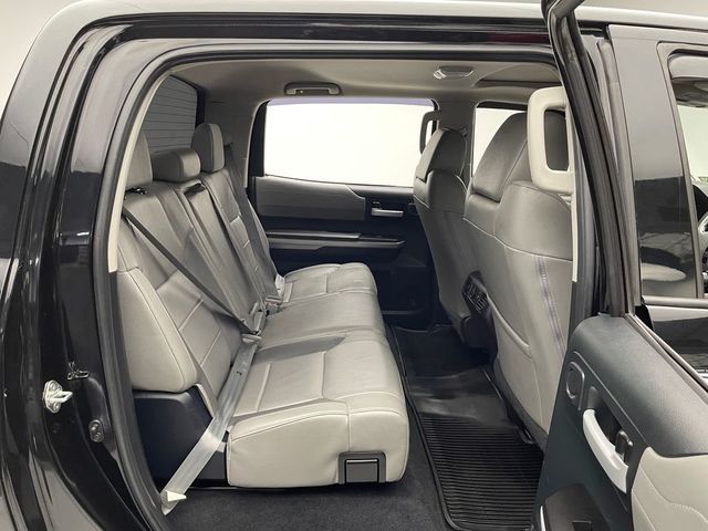 2018 Toyota Tundra 4WD SR5 CrewMax 5.5' Bed 5.7L - 22981517 - 36