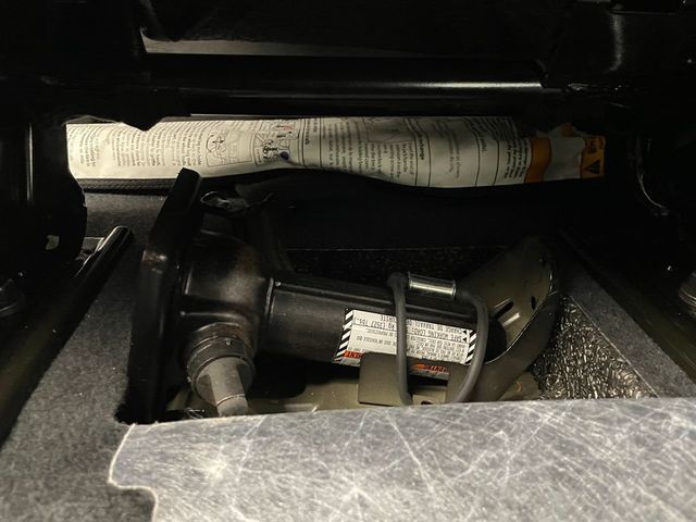 2018 Toyota Tundra 4WD SR5 CrewMax 5.5' Bed 5.7L - 22981517 - 39