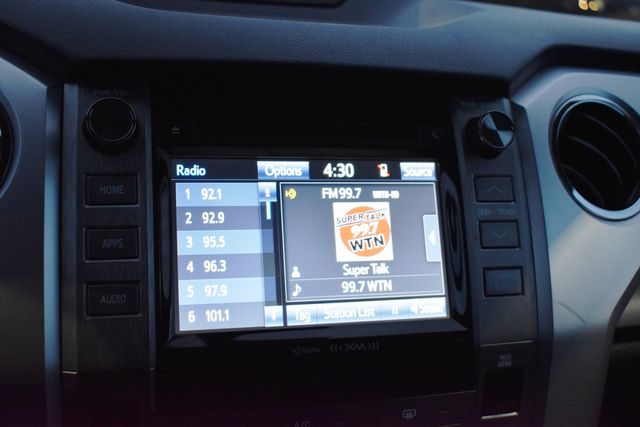 2018 Toyota Tundra 4WD SR5 CrewMax 5.5' Bed 5.7L FFV - 22961722 - 17