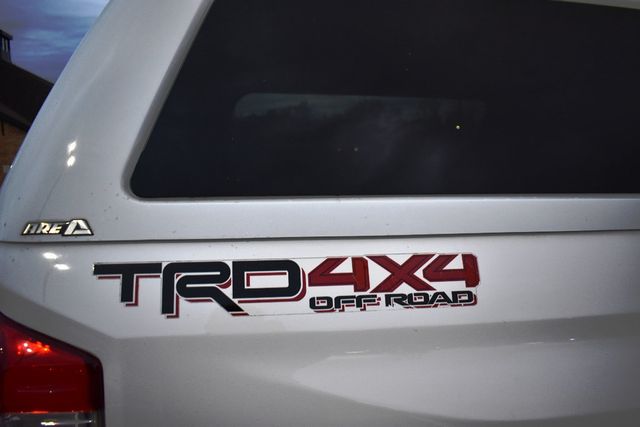 2018 Toyota Tundra 4WD SR5 CrewMax 5.5' Bed 5.7L FFV - 22961722 - 39