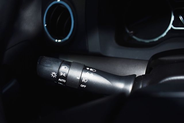 2018 Toyota Tundra 4WD SR5 CrewMax 5.5' Bed 5.7L FFV - 22961722 - 40