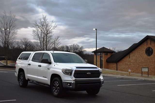 2018 Toyota Tundra 4WD SR5 CrewMax 5.5' Bed 5.7L FFV - 22961722 - 50