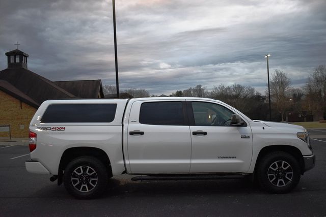 2018 Toyota Tundra 4WD SR5 CrewMax 5.5' Bed 5.7L FFV - 22961722 - 51