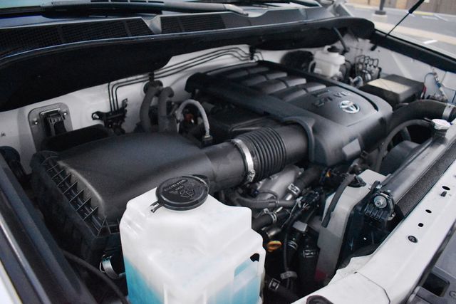 2018 Toyota Tundra 4WD SR5 CrewMax 5.5' Bed 5.7L FFV - 22961722 - 60