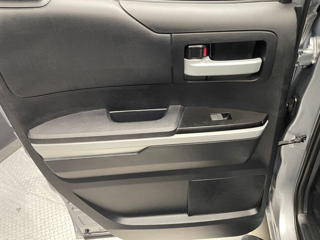 2018 Toyota Tundra 4WD SR5 Double Cab 6.5' Bed 5.7L - 23017765 - 31