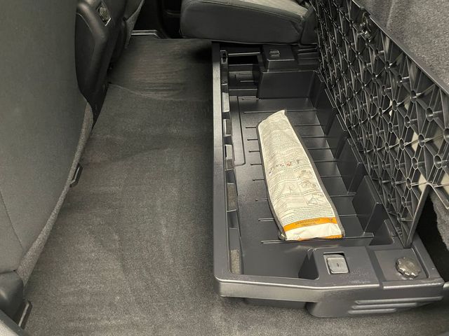 2018 Toyota Tundra 4WD SR5 Double Cab 6.5' Bed 5.7L - 23017765 - 34