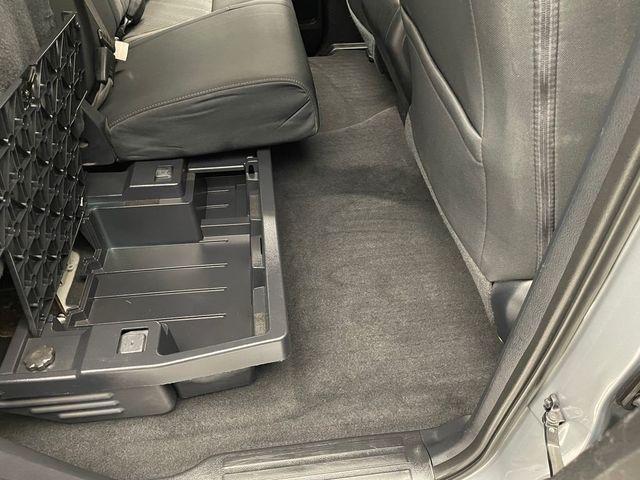 2018 Toyota Tundra 4WD SR5 Double Cab 6.5' Bed 5.7L - 23017765 - 38