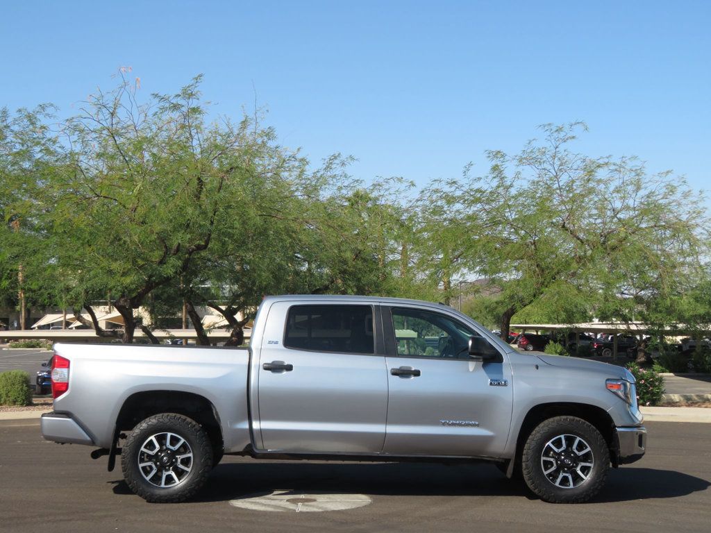 2018 Toyota Tundra 4X4 CREWMAX SR5 1 OWNER AZ TRUCK CREWMAX TUNDRA  - 22630425 - 2