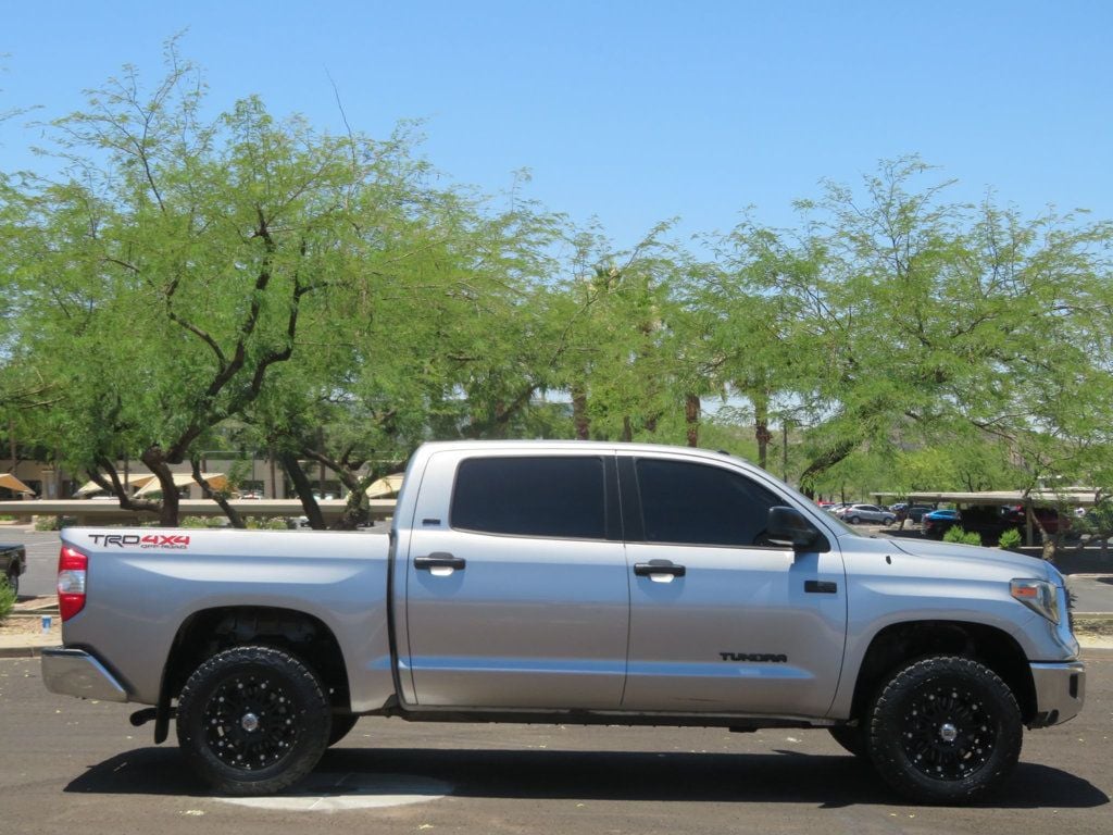 2018 Toyota Tundra 4X4 CREWMAX TUNDRA SR5 1OWNER AZ TRUCK EXTRA CLEAN  - 22485632 - 2