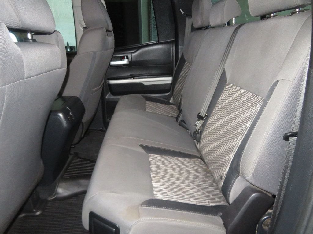 2018 Toyota Tundra SR5 TRD photo 27