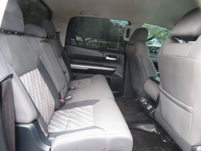 2018 Toyota Tundra CREWMAX 4X4 5.7 TOYOTA TUNDRA SR5 EXTRA CLEAN 3OWNER  - 22951841 - 27