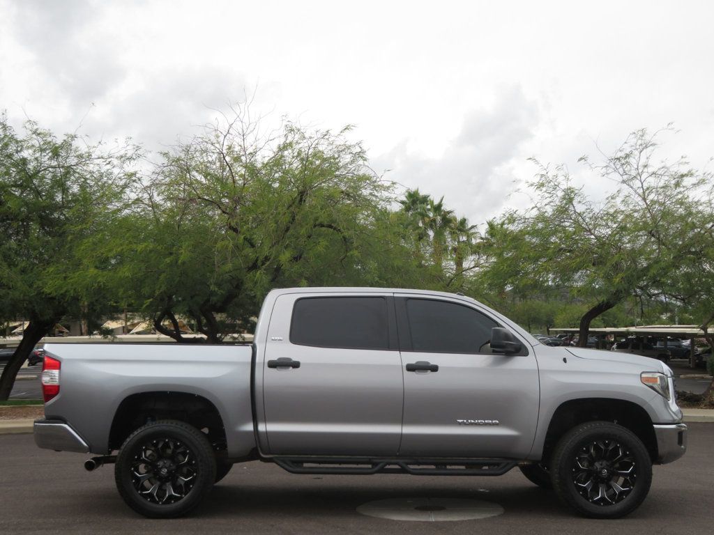 2018 Toyota Tundra CREWMAX 4X4 5.7 TOYOTA TUNDRA SR5 EXTRA CLEAN 3OWNER  - 22951841 - 2