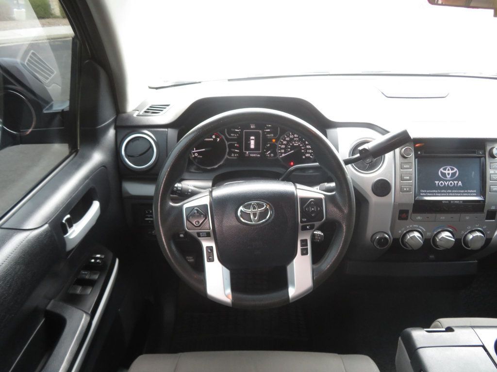 2018 Toyota Tundra CREWMAX 4X4 5.7 TOYOTA TUNDRA SR5 EXTRA CLEAN 3OWNER  - 22951841 - 36