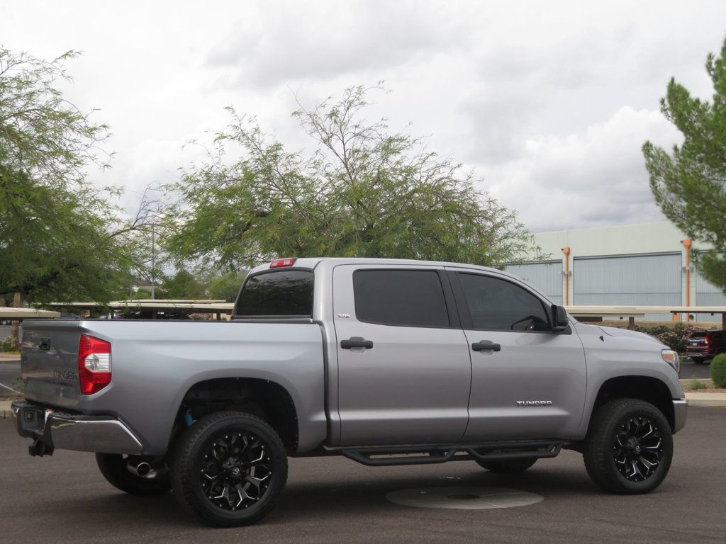 2018 Toyota Tundra CREWMAX 4X4 5.7 TOYOTA TUNDRA SR5 EXTRA CLEAN 3OWNER  - 22951841 - 5
