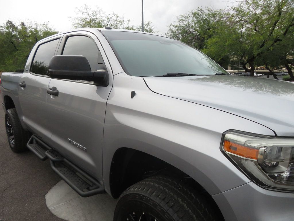 2018 Toyota Tundra CREWMAX 4X4 5.7 TOYOTA TUNDRA SR5 EXTRA CLEAN 3OWNER  - 22951841 - 8
