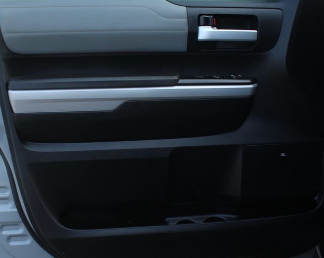 2018 Toyota Tundra LIMITED PREMIUM NAVIGATION, LEATHER, MOONROOF,NEW TIRES  - 22875912 - 19