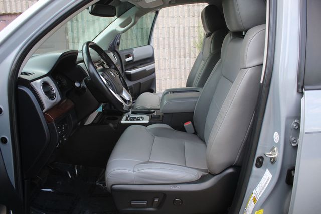 2018 Toyota Tundra LIMITED PREMIUM NAVIGATION, LEATHER, MOONROOF,NEW TIRES  - 22875912 - 22