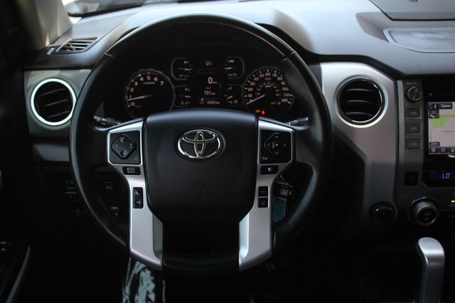 2018 Toyota Tundra LIMITED PREMIUM NAVIGATION, LEATHER, MOONROOF,NEW TIRES  - 22875912 - 28